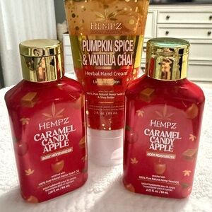 Hempz Red Caramel Candy Apple & Pumpkin Spice Set